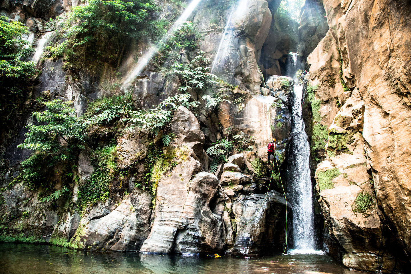 Canyoning et découverte de l'est de São Miguel 