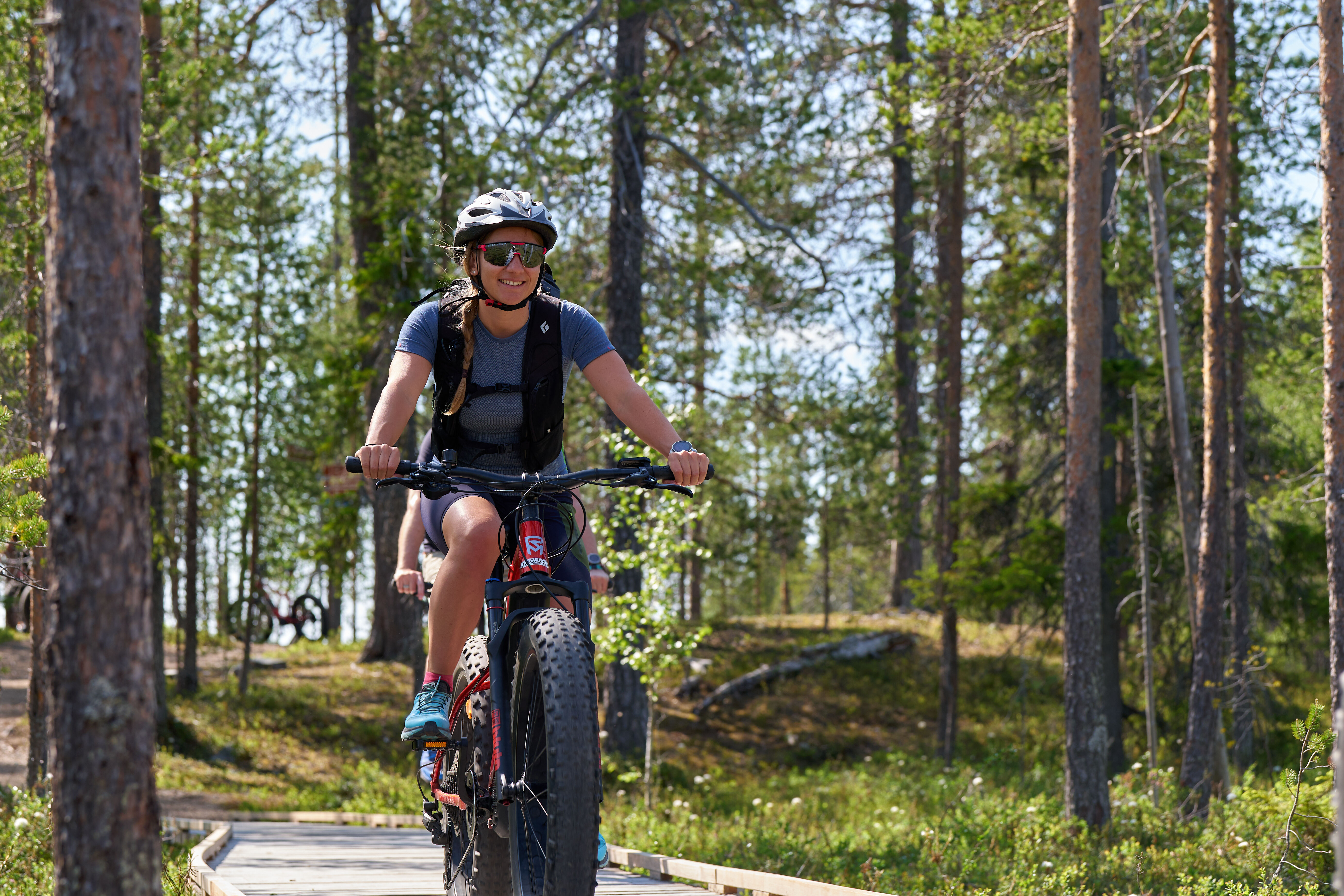 Hossa : VTT à travers la Taïga