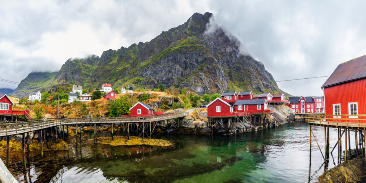 Visite du village de Å et randonnée vers le lac