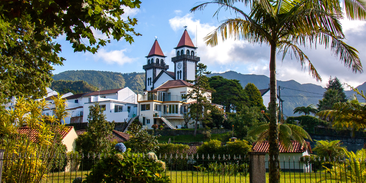 Vol pour Ponta Delgada, São Miguel - Furnas