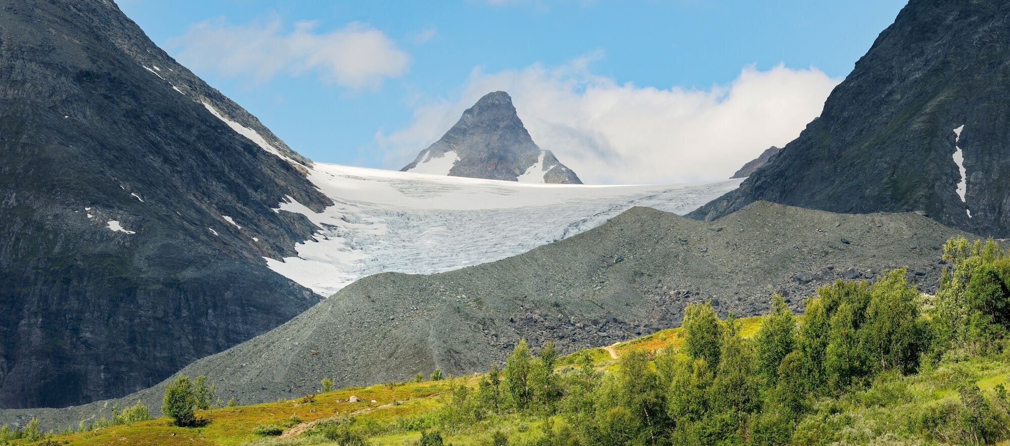 Alpes de Lyngen et glacier de Steindal 
