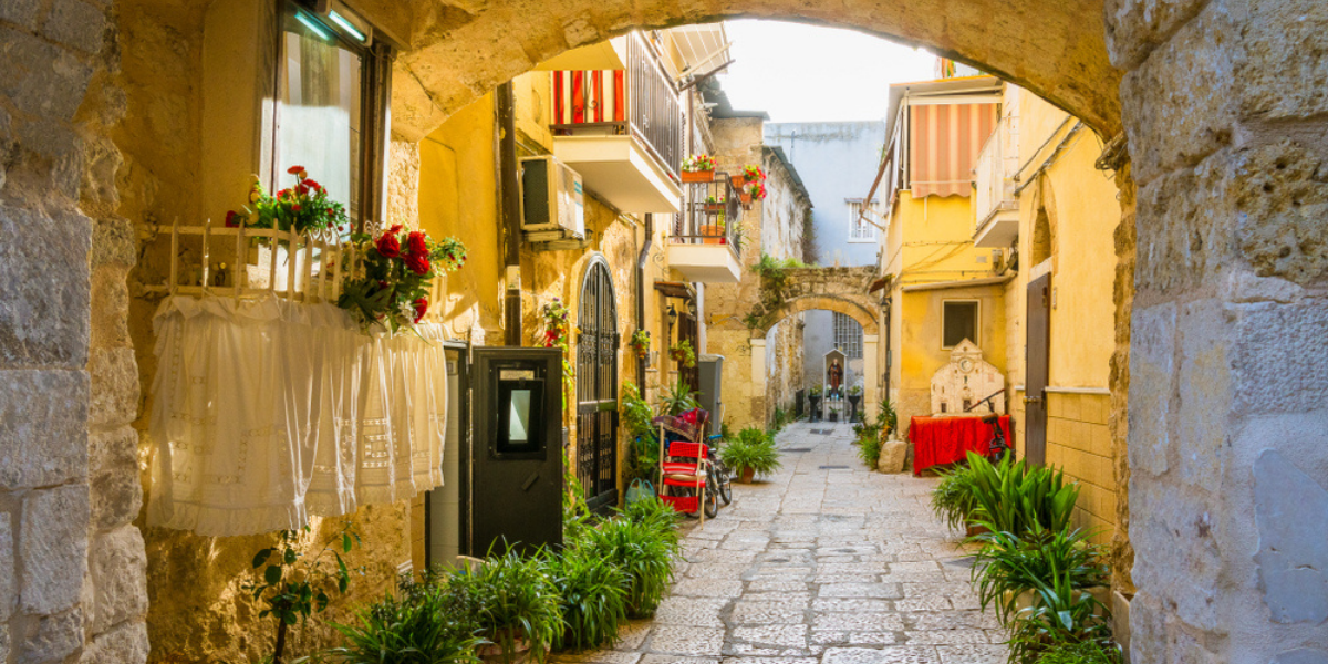 Monte Saraceno et transfert vers Bari