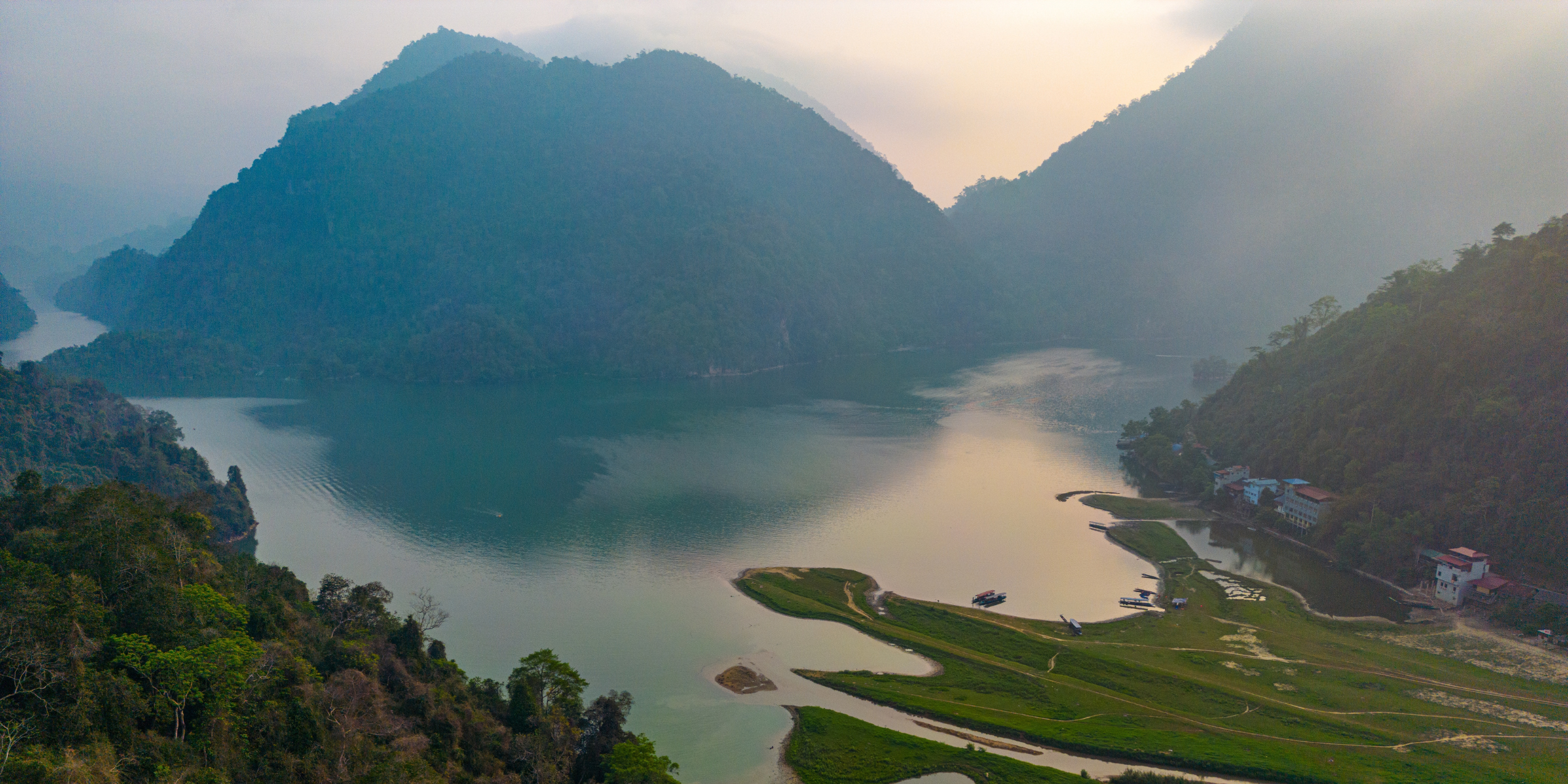 Ban Lung - lac Ba Be 