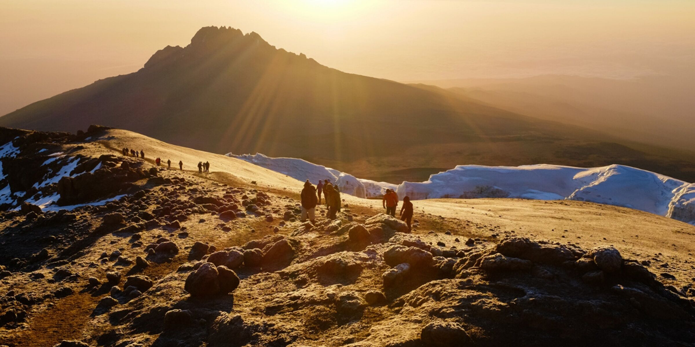 Karanga Valley Camp (3. 995 m) – Barafa Camp (4. 600 m)