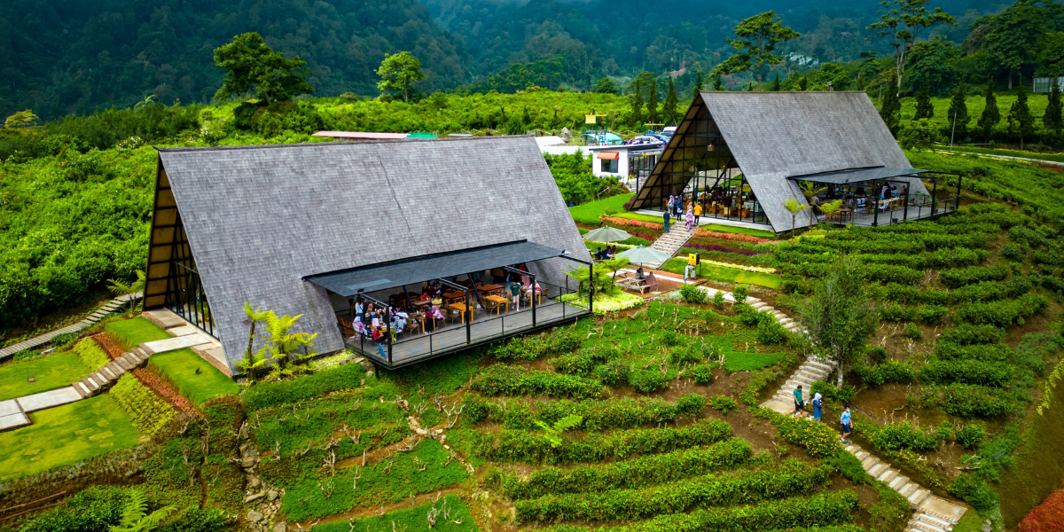 Immersion au cœur des traditions à Gombengsari
