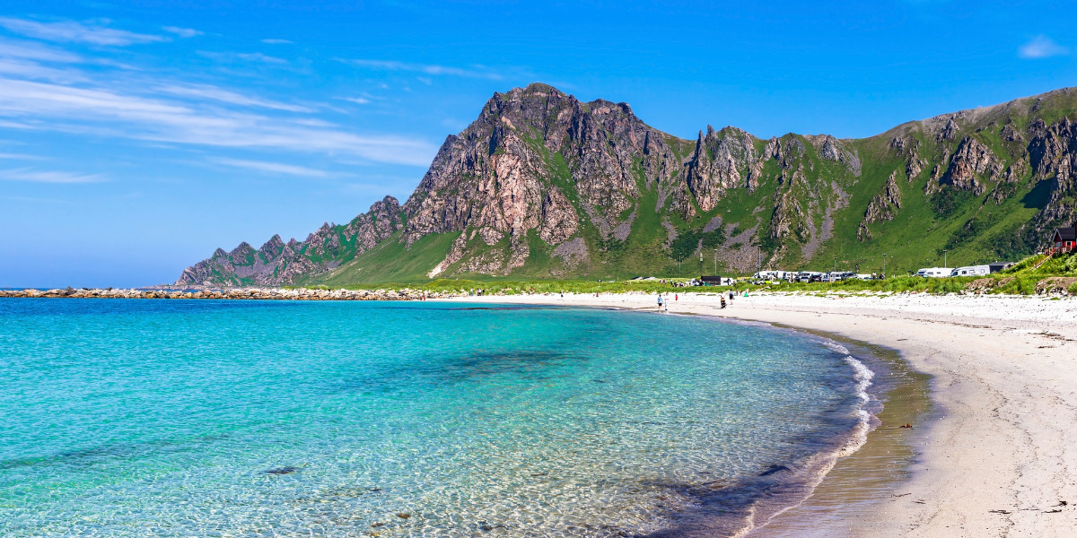 Et plages paradisiques : Bleik sur l'île d'Andøya à Vesterålen 