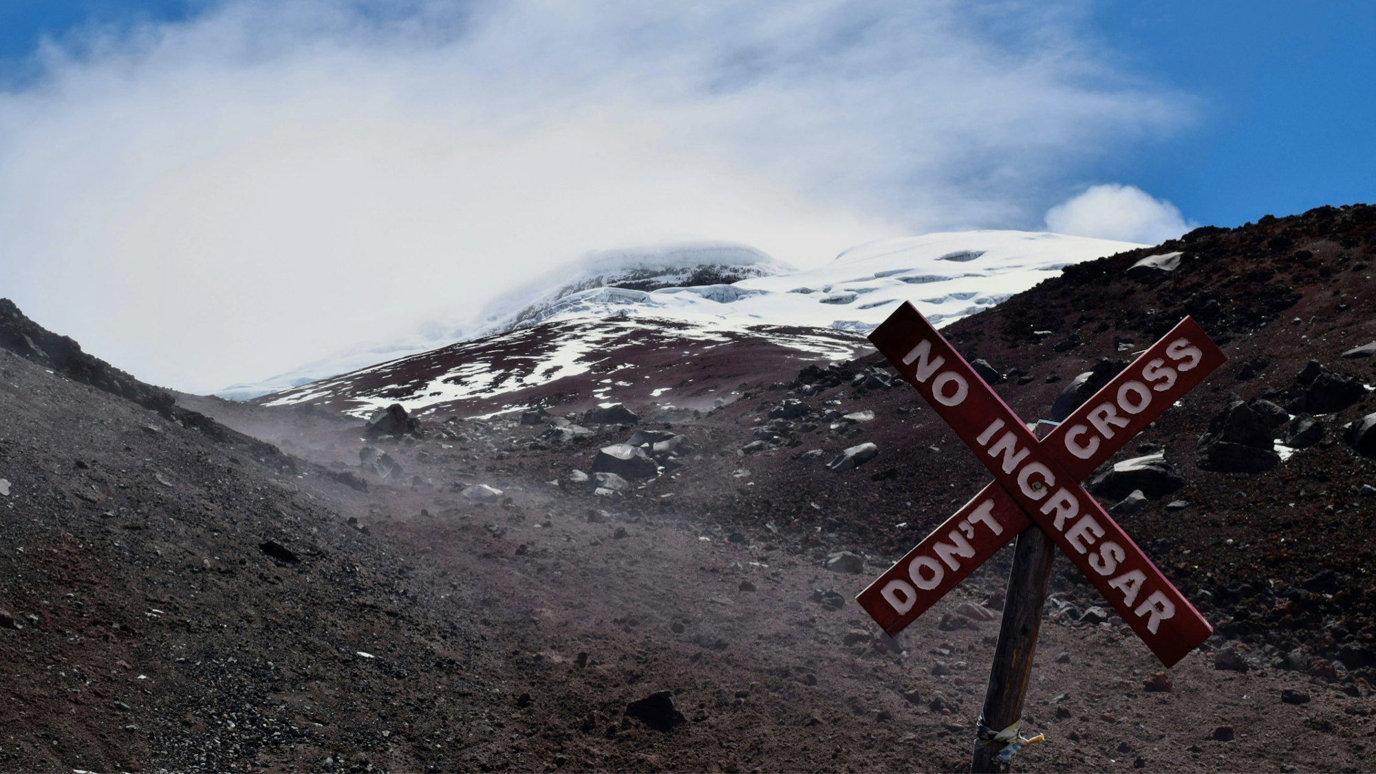 Volcan Cotopaxi, Equateur ©Paul Jacome / Unsplash