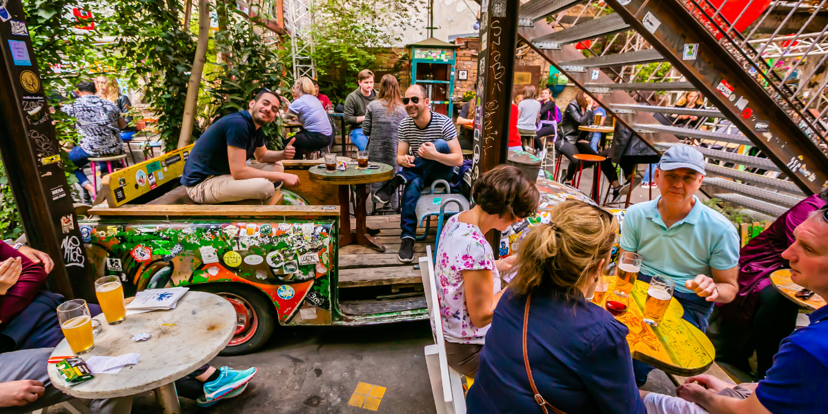 Trinquez dans les fameux Ruin's Bars