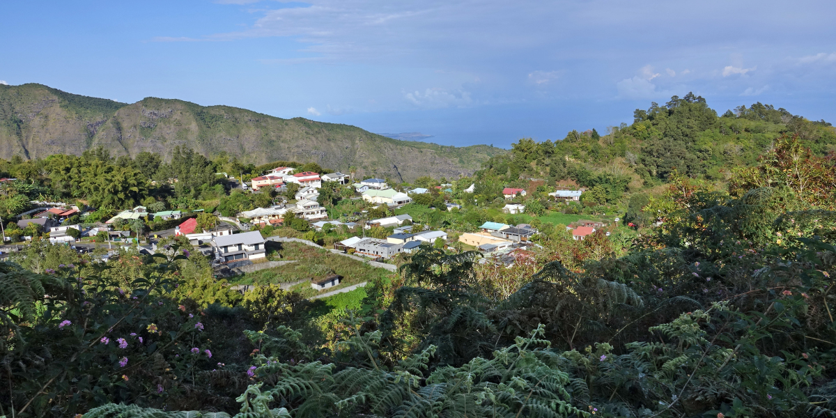 Des villages coupés du monde 