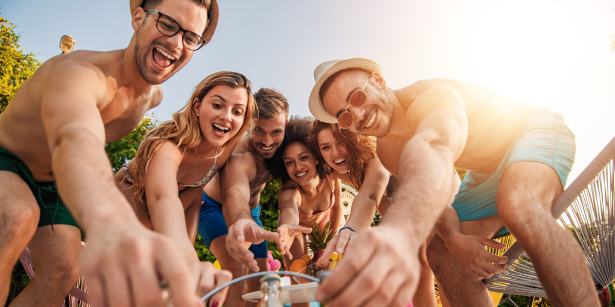 Partagez des moments de convivialité entre voyageurs !