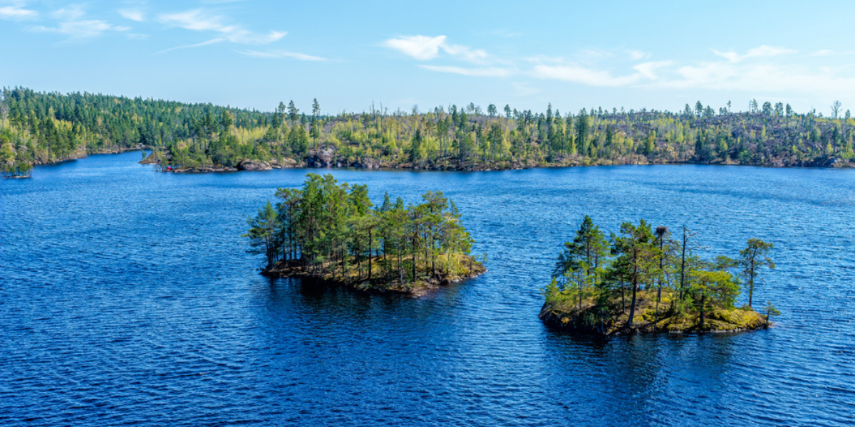 Naviguez d'île en île