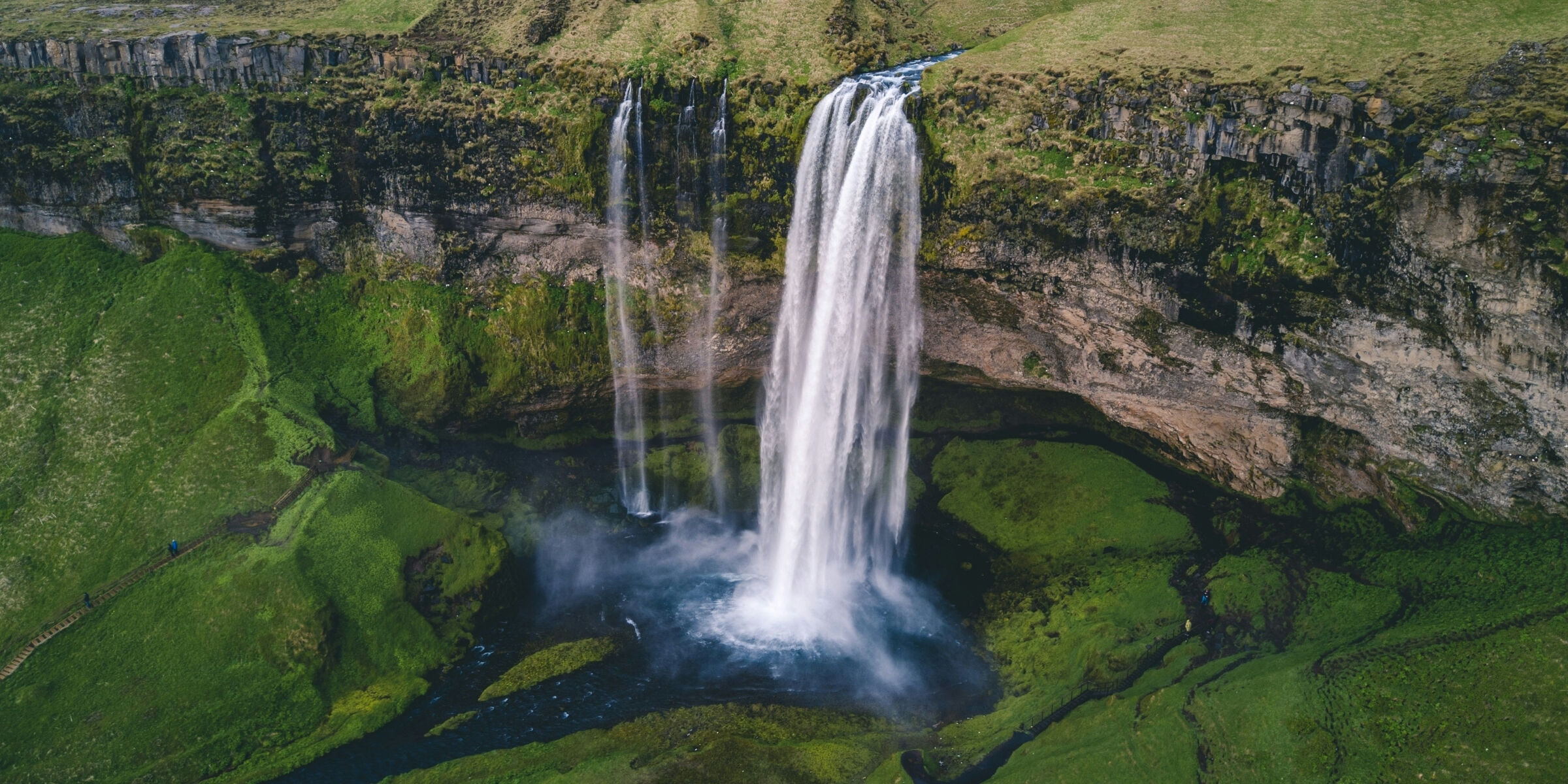 Seljalandsfoss, Islande ©Lucas Davies / Unsplash