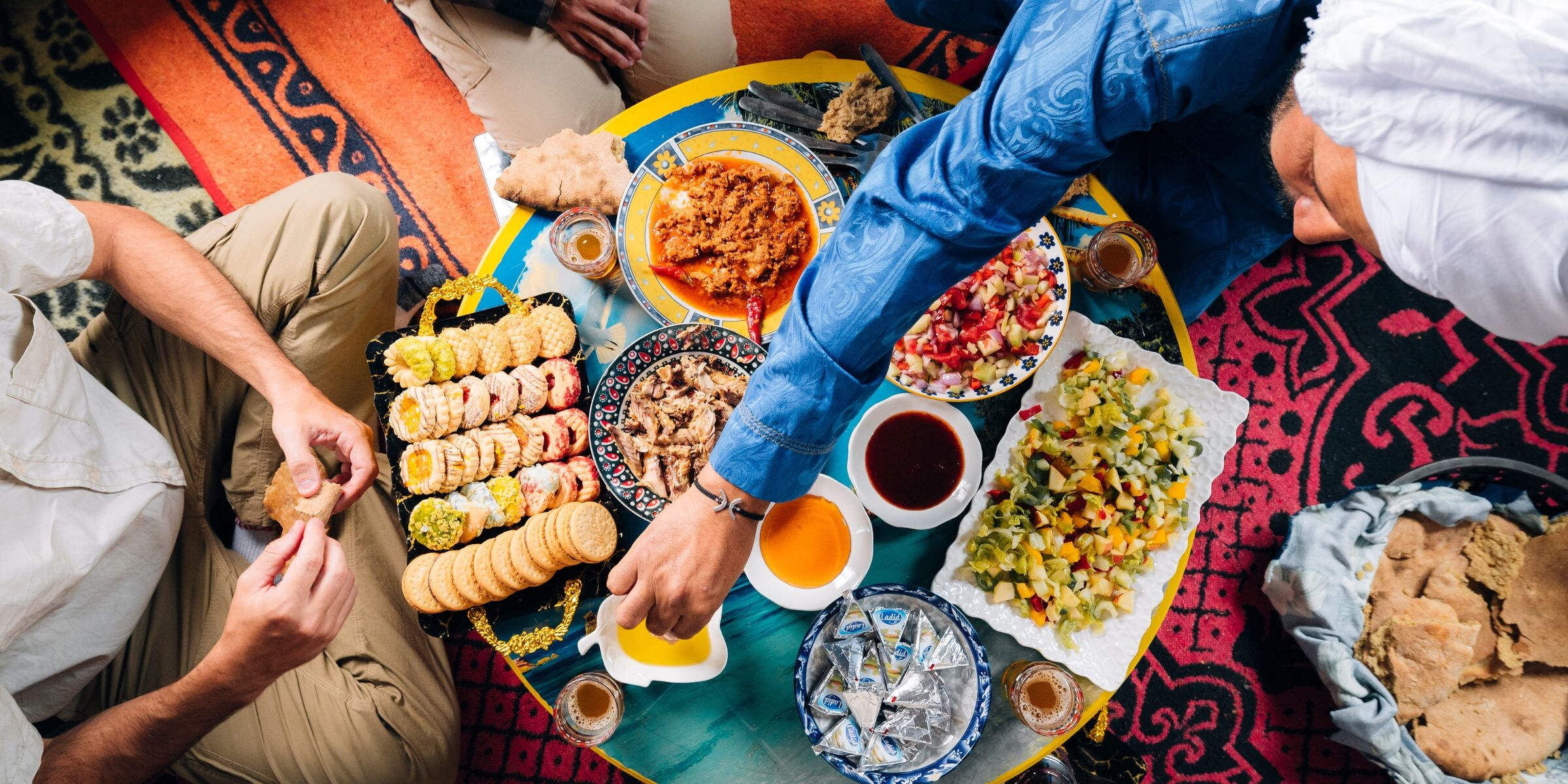 Déjeuner chez l'habitant, Tazzarine, Maroc ©Julien Fabro