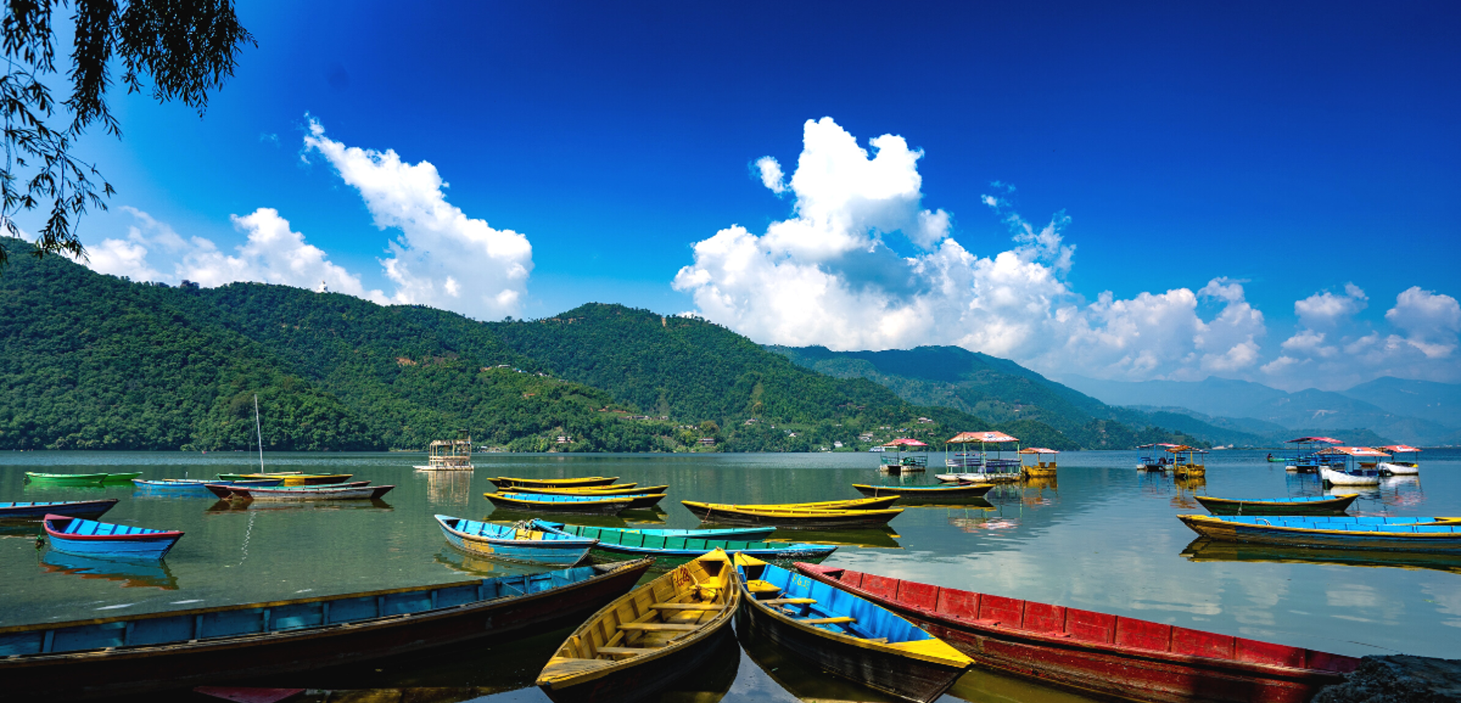 Sur les rives du lac Phewa