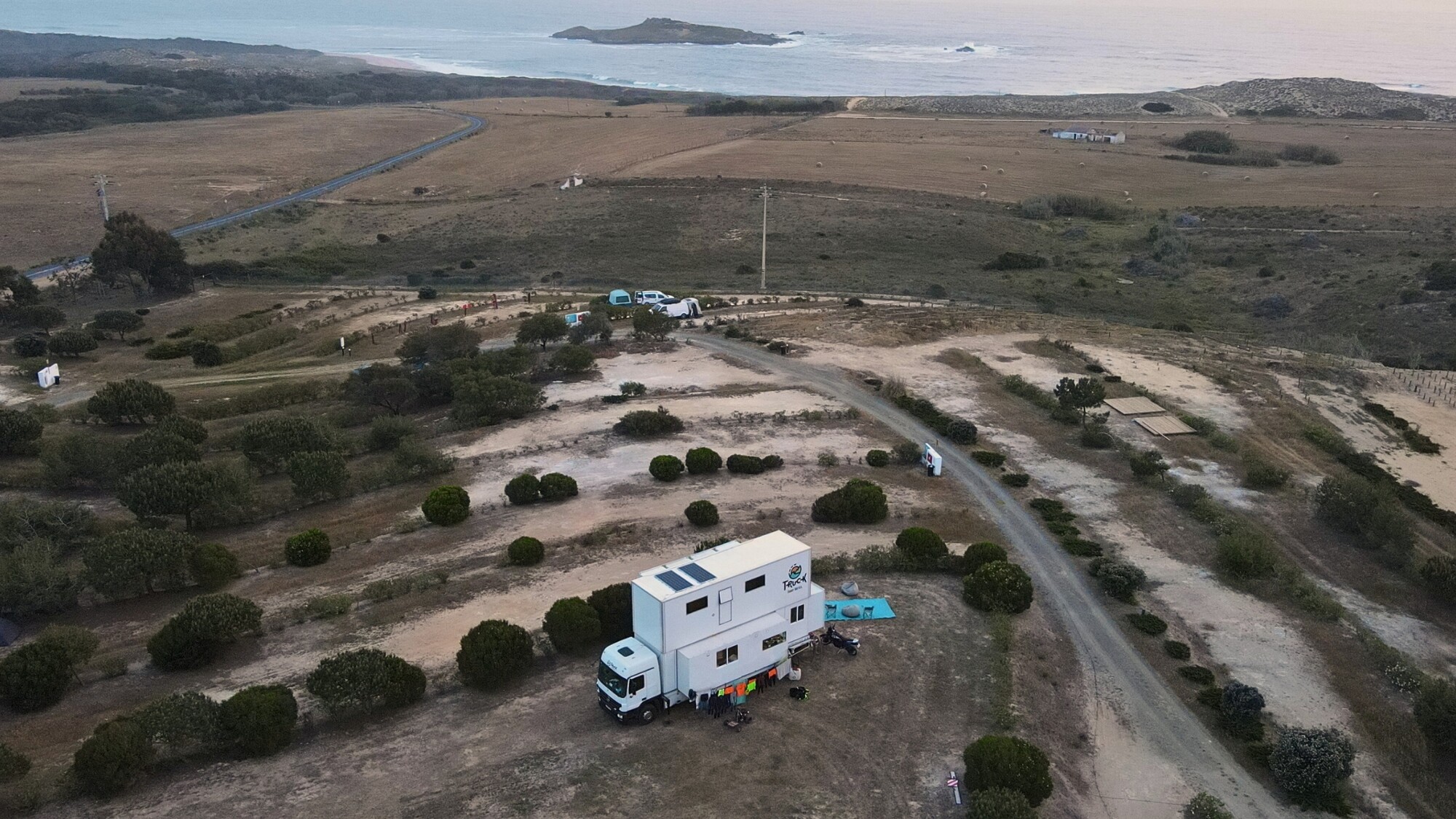 Ton hébergement en surf truck, Portugal