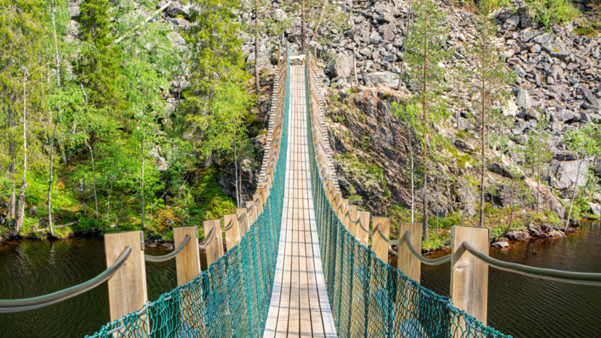 Enjambez le canyon de Julma-Ölkky