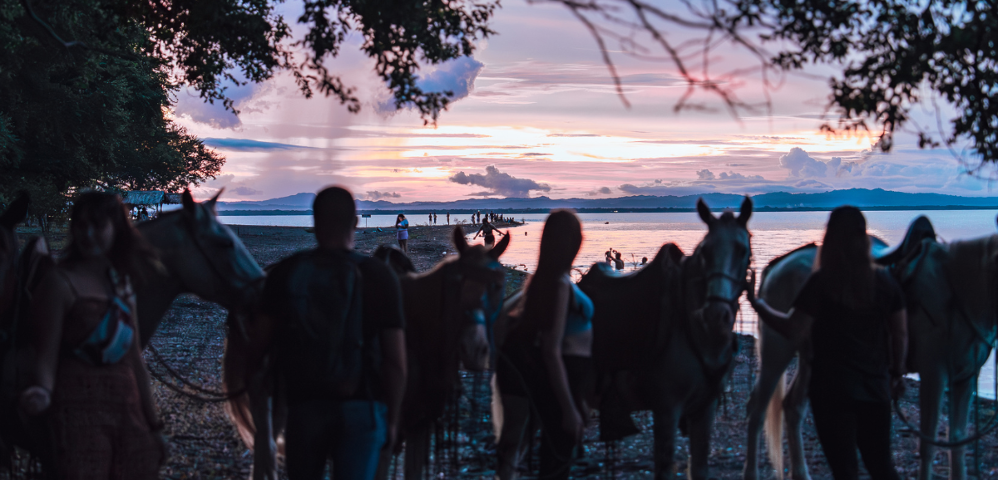 Option balade à cheval au coucher du soleil (en supplément)