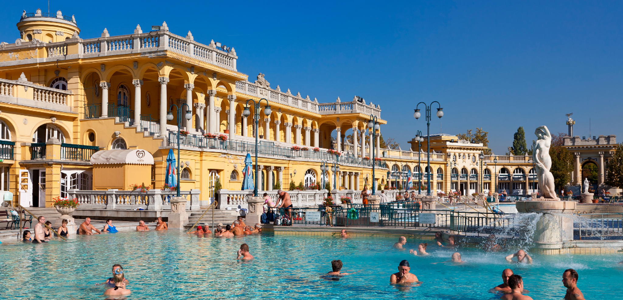 Chillez aux Bains Széchenyi