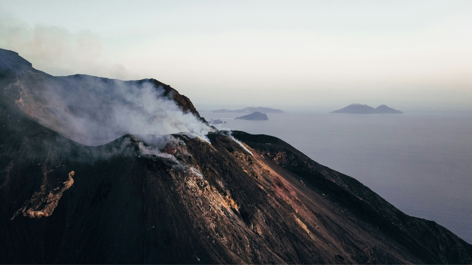 Vulcano, Sicile ©Gianluca Baio / Unsplash
