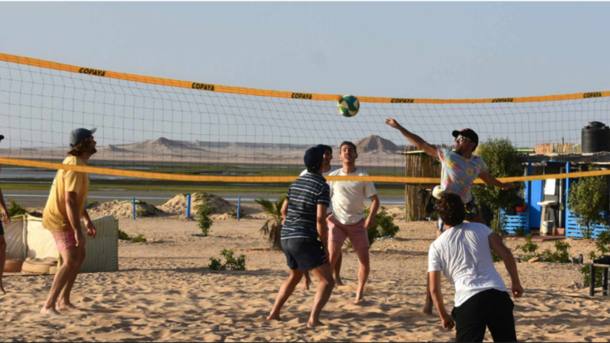 Après le kite, match de beach volley endiablé !