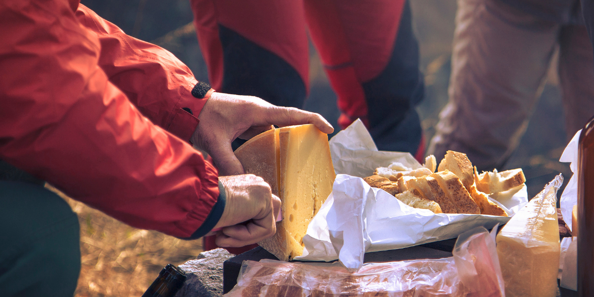 Pique-nique avec spécialités locales