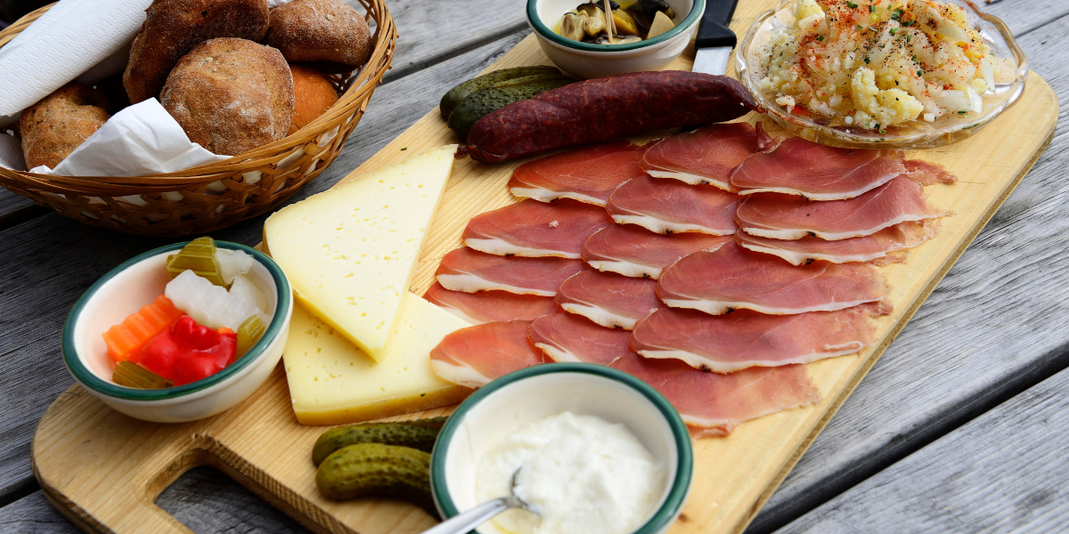 Partagez des dîners aux refuges