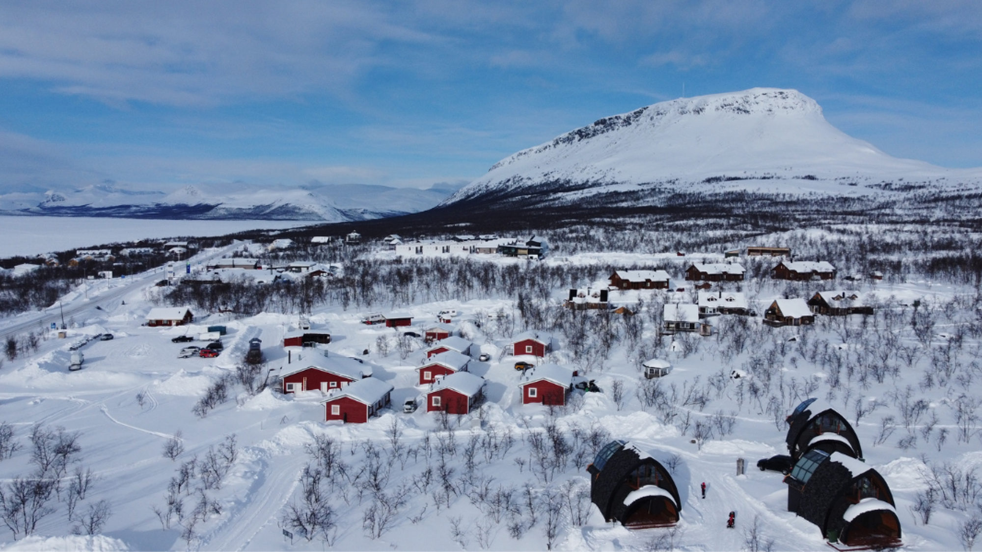 Ton terrain de jeu : le village de Kilpisjärvi et le Mont Saana en toile de fond - Jours 2 à 7
