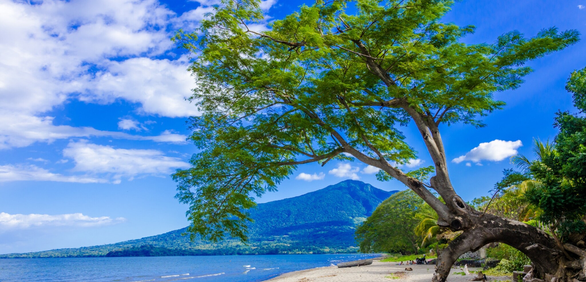 Marchez le long de la fameuse plage de Santo Domingo !