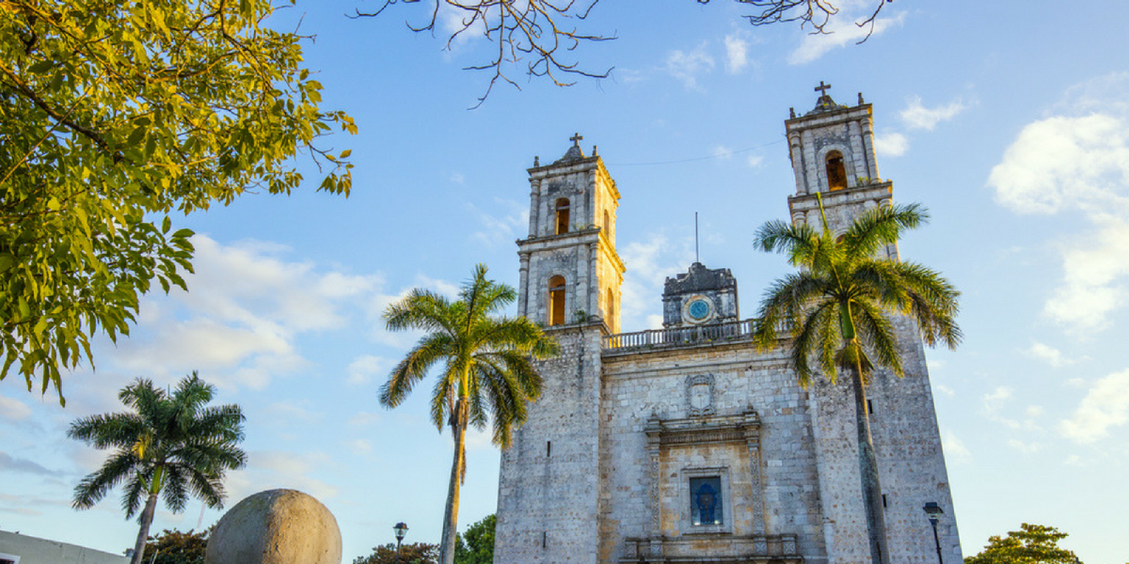Et parcourez les ruelles de Valladolid (selon votre date de départ) 