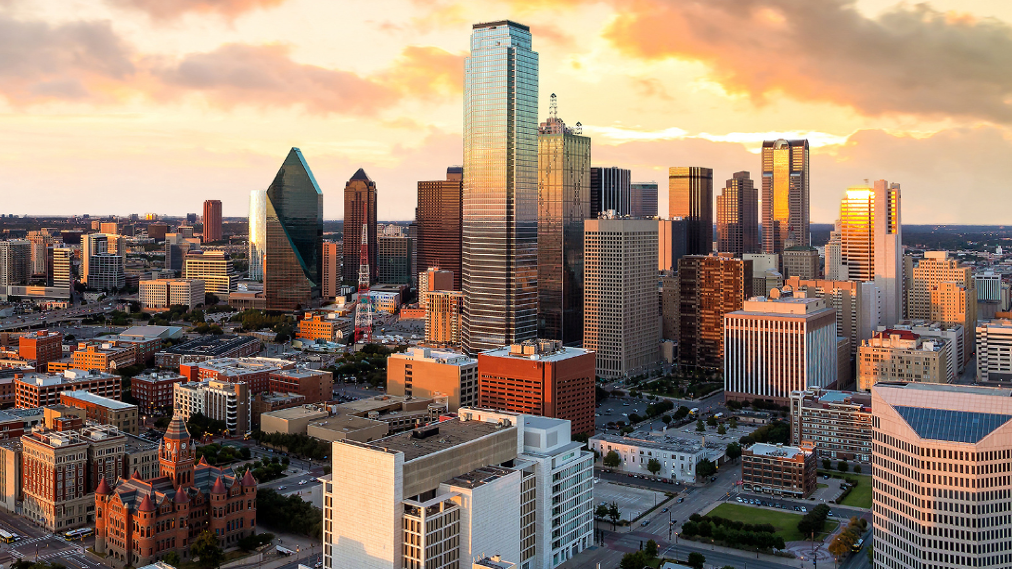 La ville de Dallas, J8