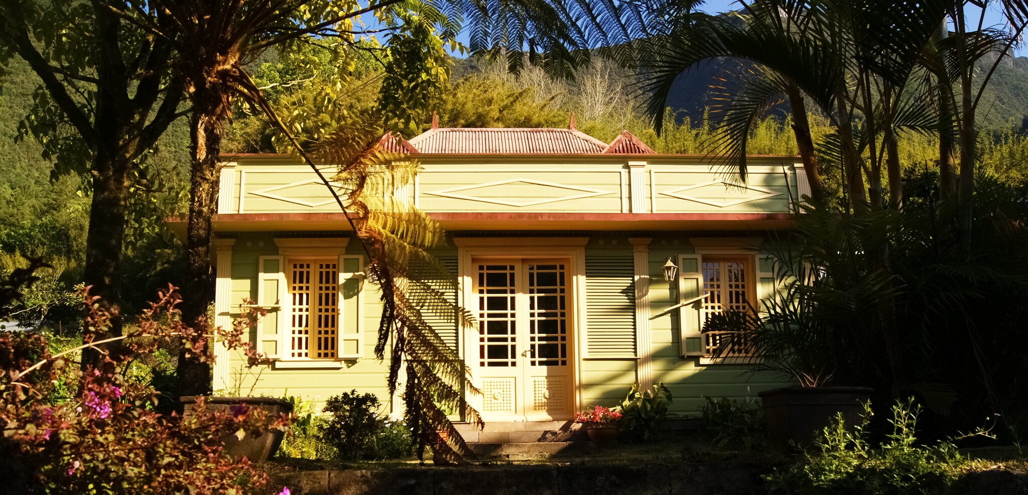 Pour atteindre Hell-bourg, au coeur du cirque de Salazie