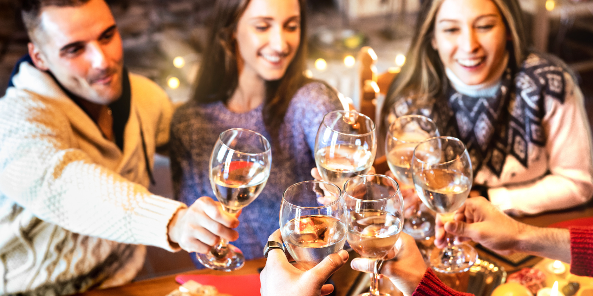 Sans oublier un dîner au restaurant pour fêter le Réveillon entre amis ! 