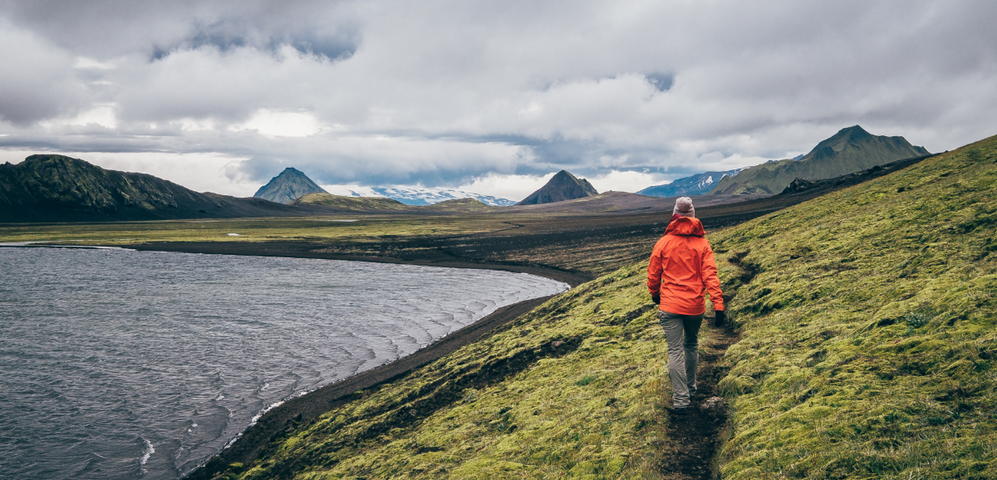 Tu rejoints le lac d'Alftavatn - Jour 4