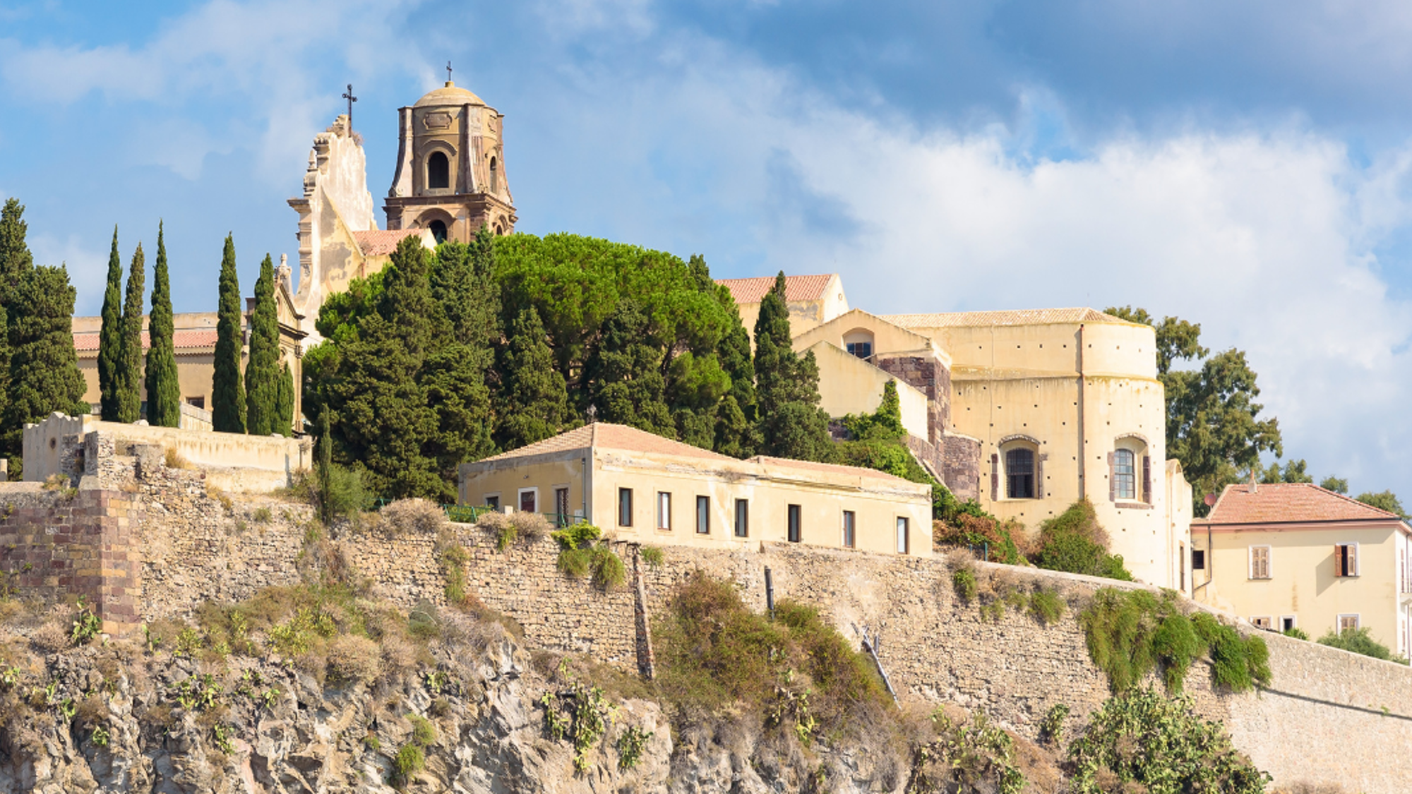 Découvrez des villages typiques, comme Lipari