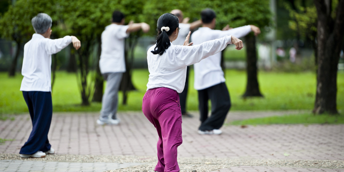 Les cours de Tai Chi dans les parcs de la ville 