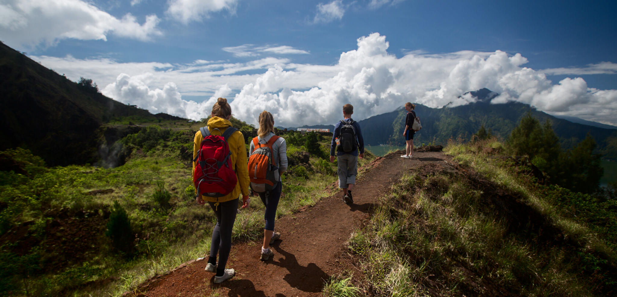 des randonnées en montagne, ou au coeur des rizières