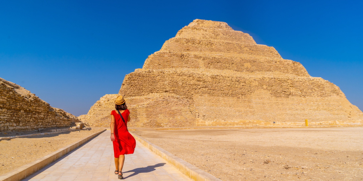 Pyramide à degrés de Saqqarah, la 1ere de l'Histoire !