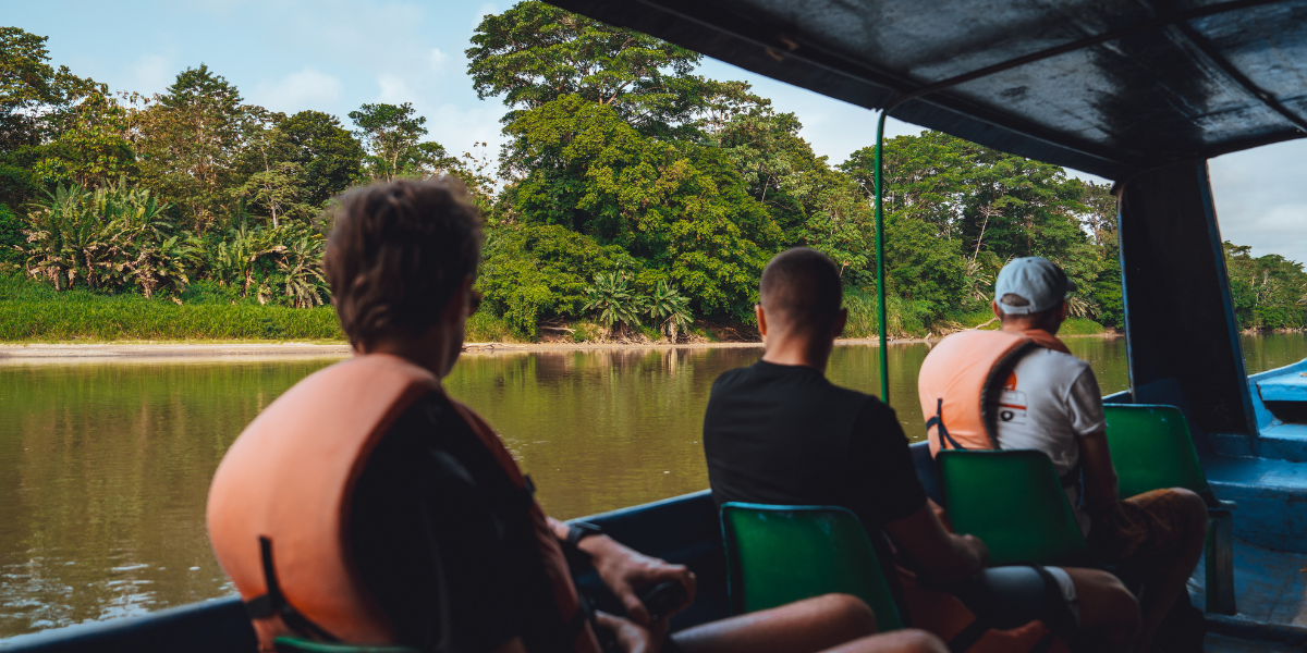 Safari Boat sur le Rio San Carlos, Boca Tapada