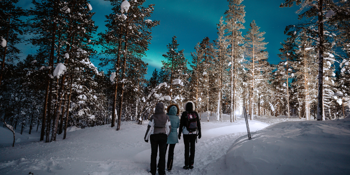 Et partez à la chasse aux aurores boréales !