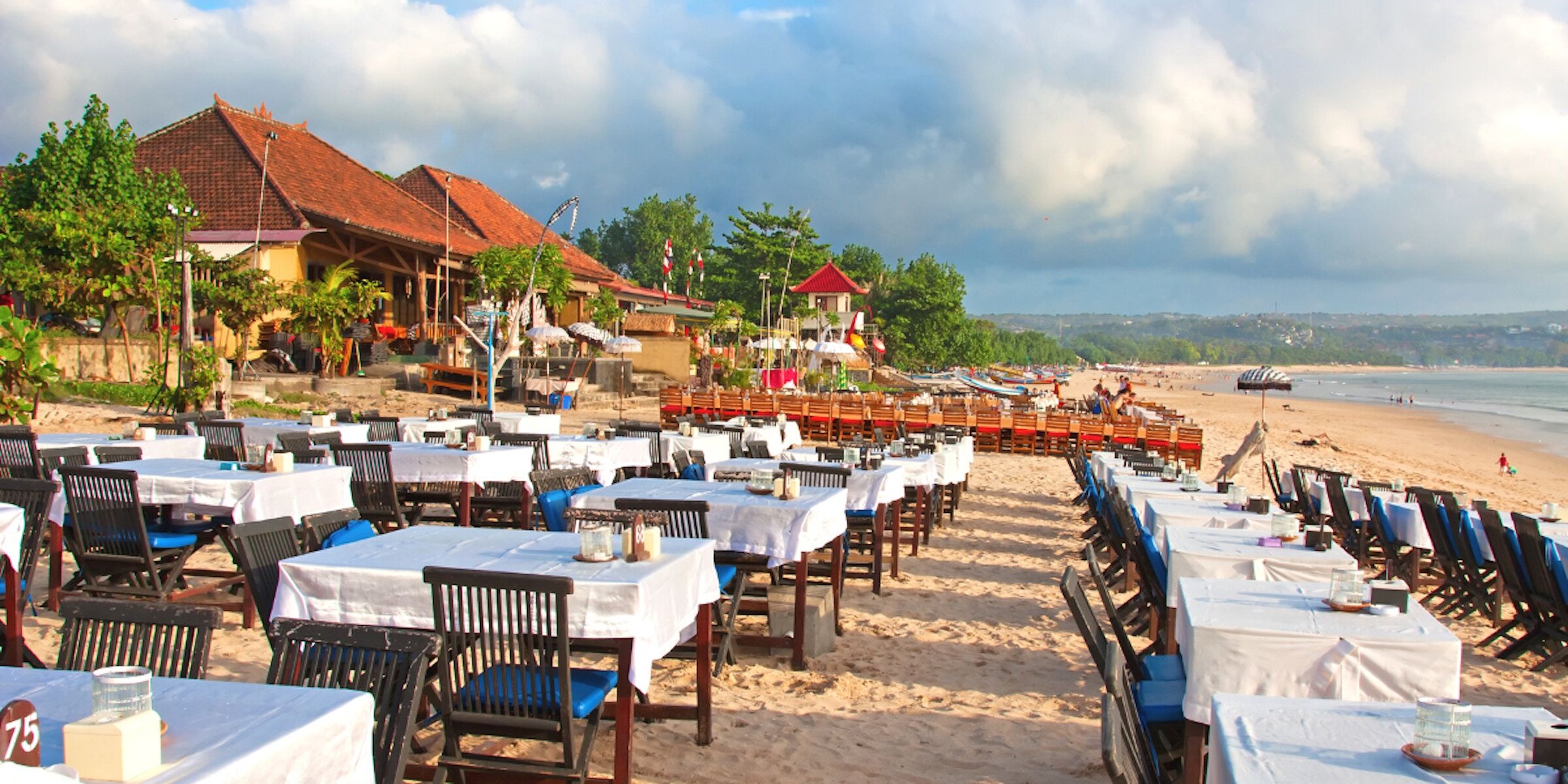 Un petit dîner les pieds dans le sable ça vous tente ? 