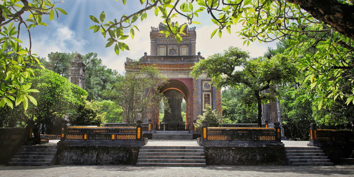 Tu Duc Tomb, Hoi An, Vietnam ©Gian Reto Tarnutzer / Unsplash 
