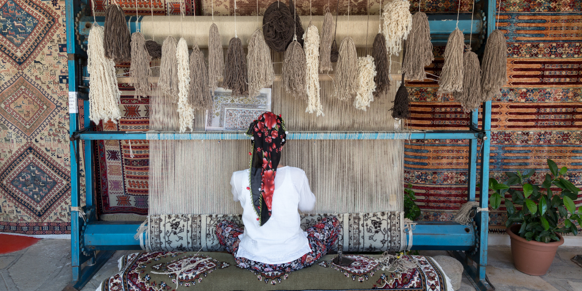 La visite d'un atelier artisanal de tapis turc 
