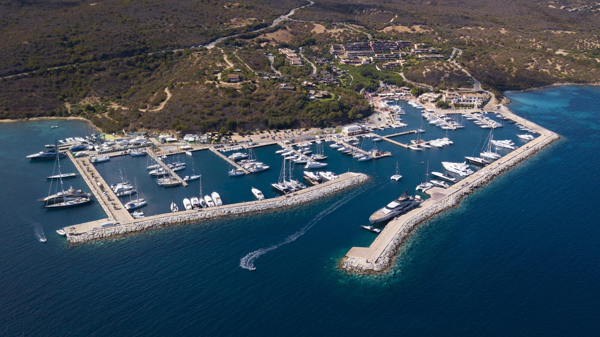 Port de Portisco, Sardaigne, Italie ©Shutterstock.com