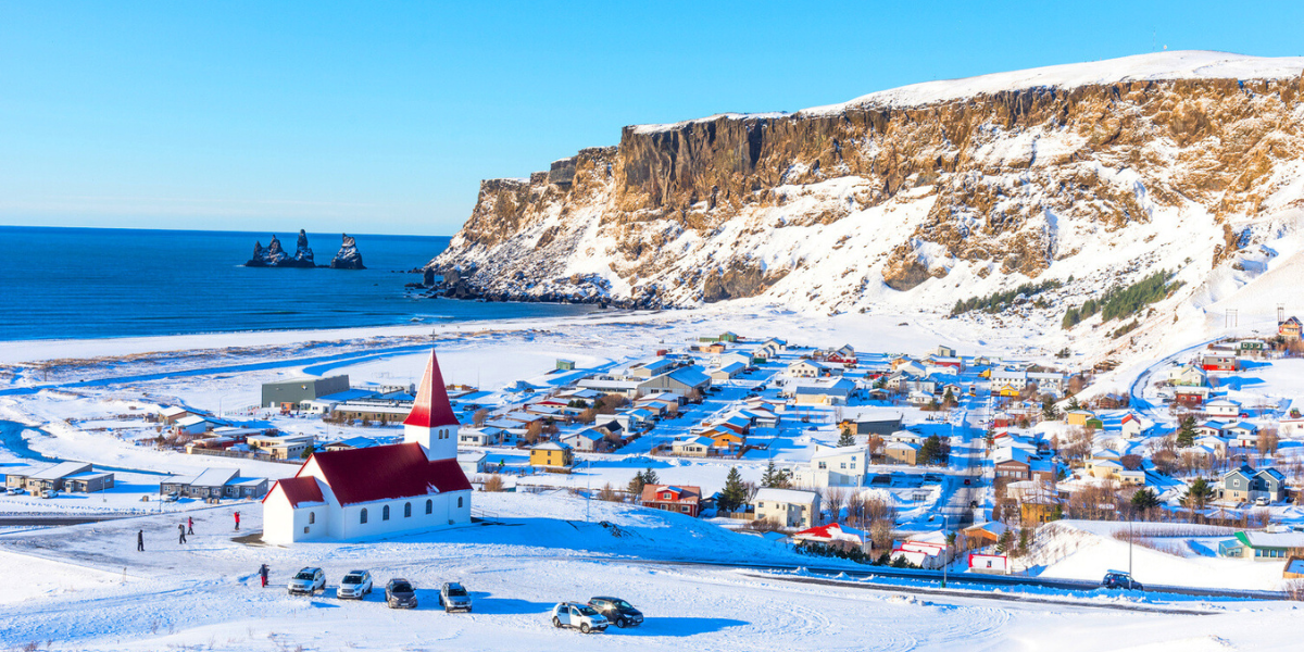 Découvrez le village de Vik 