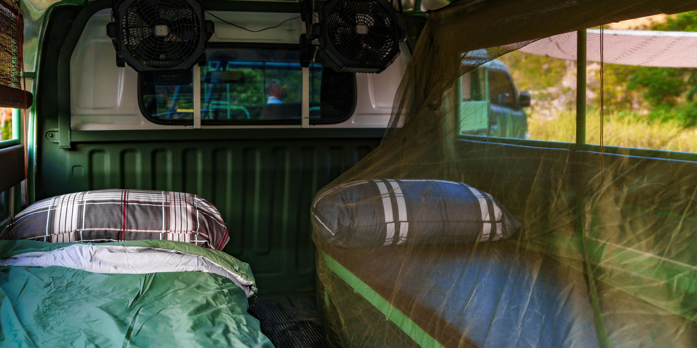 Tuk-tuk, couchettes intérieures, Thaïlande 