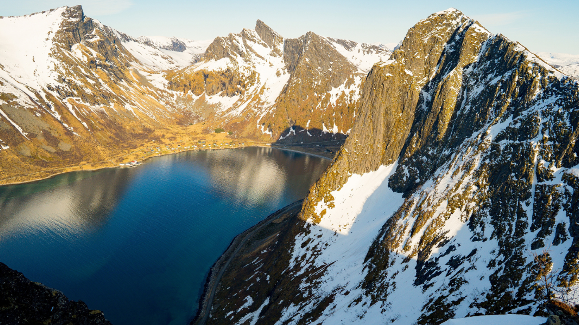 Découvrez l'île à travers des randonnées