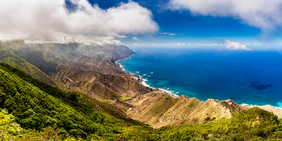 Une île entre volcan et océan !