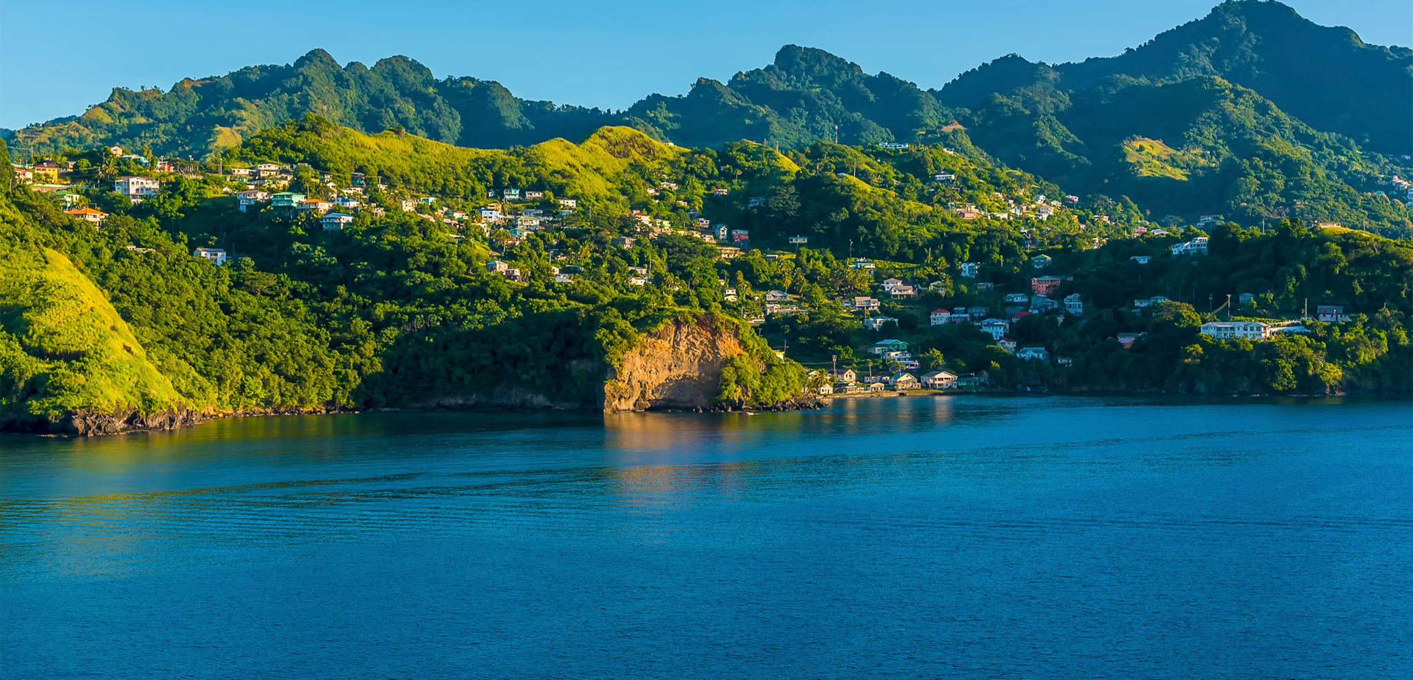 La côte sauvage de Saint-Vincent où tu explores l'arrière-pays - Jours 7 et 8