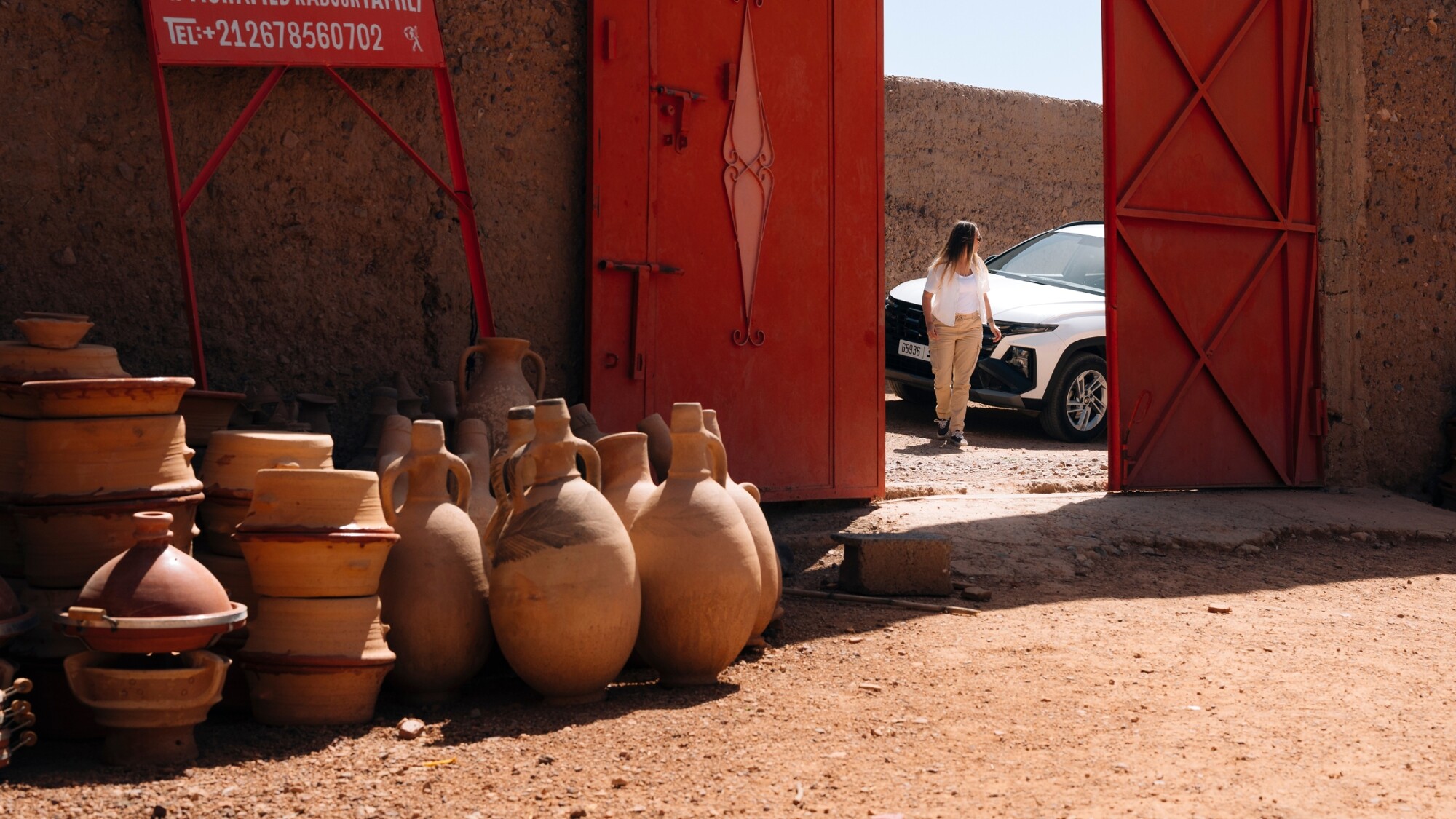 Atelier de poterie, Skoura, Maroc ©Julien Fabro
