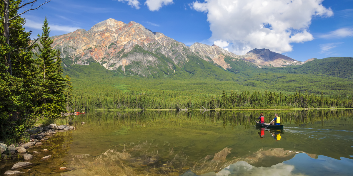 Une excursion en canot sur le Pyramid Lake (activité optionnelle, à réserver et régler sur place) - jour 7 ou 8 